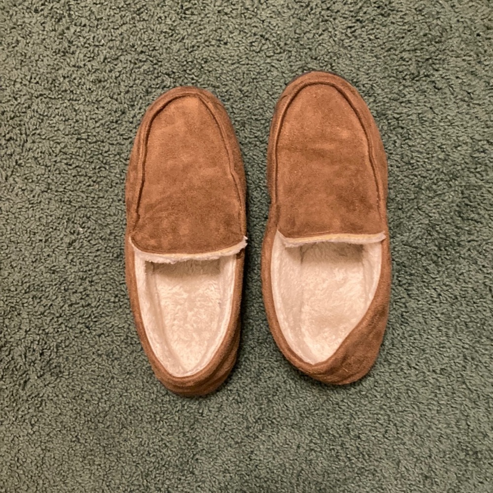 Size 8-9 Light Brown Slippers